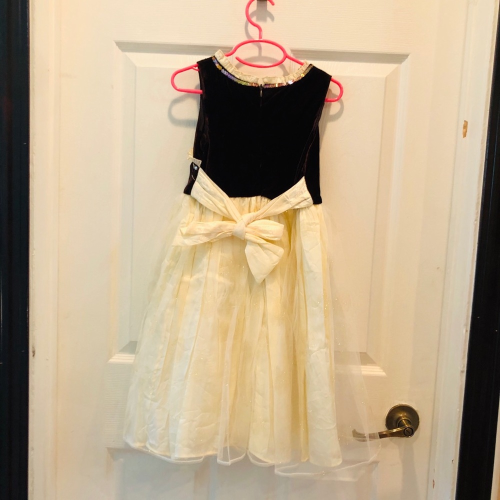 Brown and yellow dress - Picture 2 of 5
